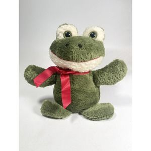 Preferred Plush 10” Green Frog Soft & Cuddly Stuffed Animal Vintage 2001